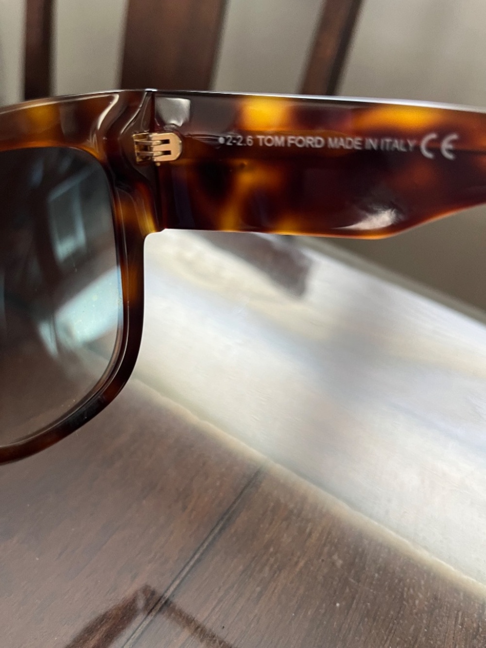 Tom Ford Women’s Sunglasses - Picture 6 of 8